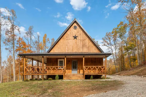 949 3447 Highway, McKee, KY 40447