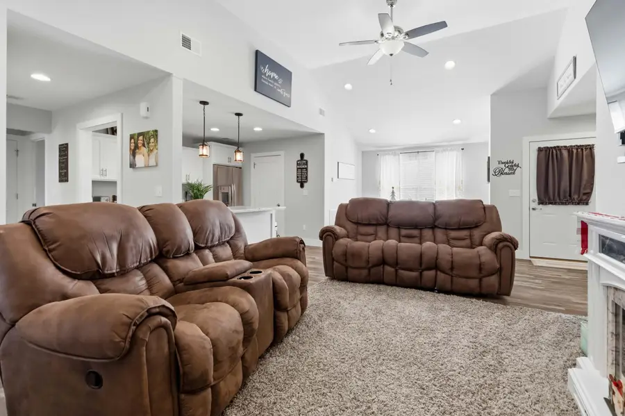 321 Wyldwood Way, Berea, KY 40403 - Image #3