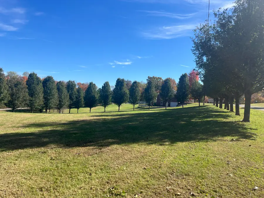 28 Farmington Way, Columbia, KY 42728 - Image #2