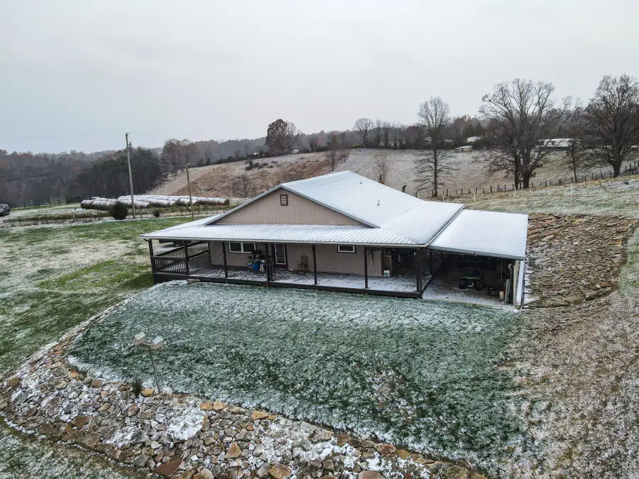 48 River Hill Road, East Bernstadt, KY 40729 - Image #2