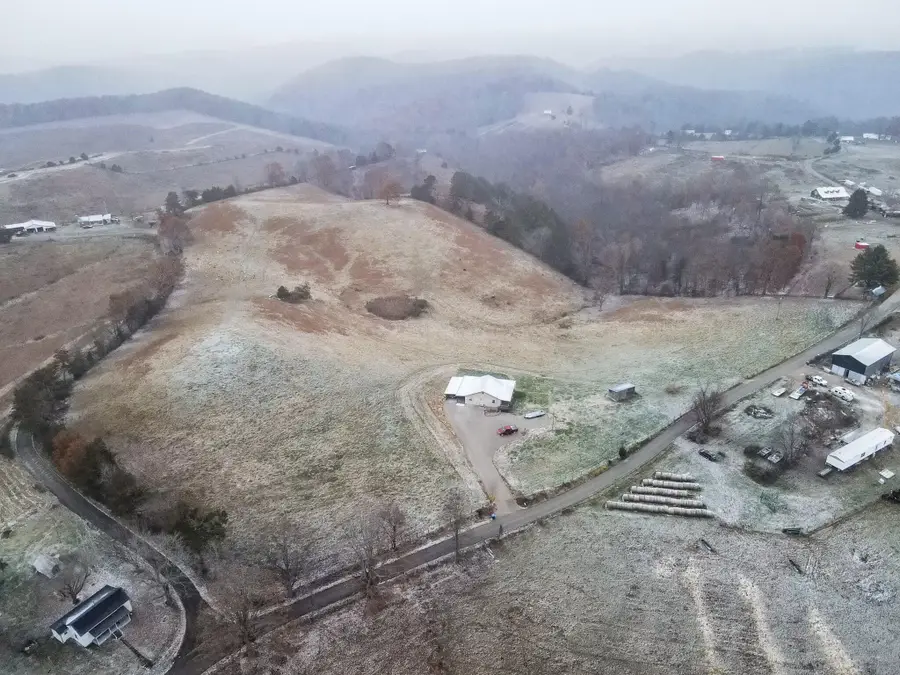 48 River Hill Road, East Bernstadt, KY 40729 - Image #3