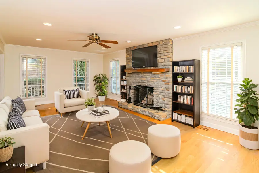 311 Ashby Court, Versailles, KY 40383 - Image #2