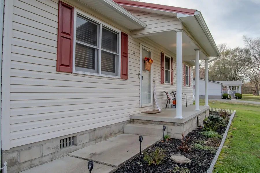 10 Vinewood Lane, Hitchins, KY 41146 - Image #2