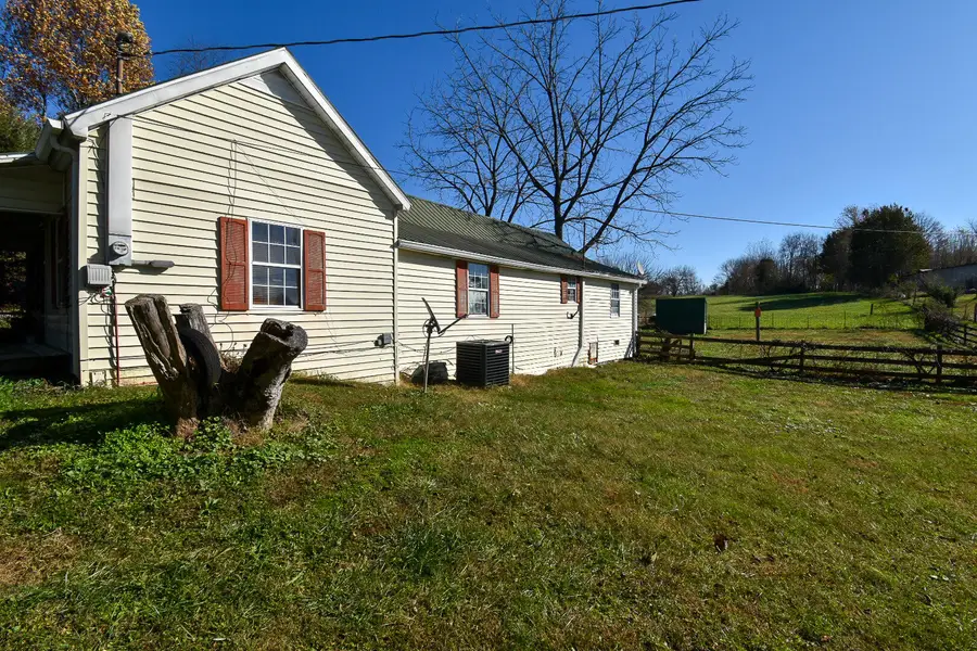 11034 Ky-1247, Waynesburg, KY 40489 - Image #2
