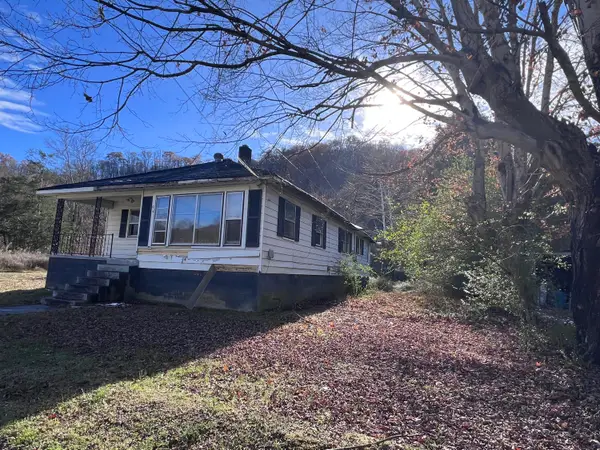 94 Paynes Lane, Pineville, KY 40977