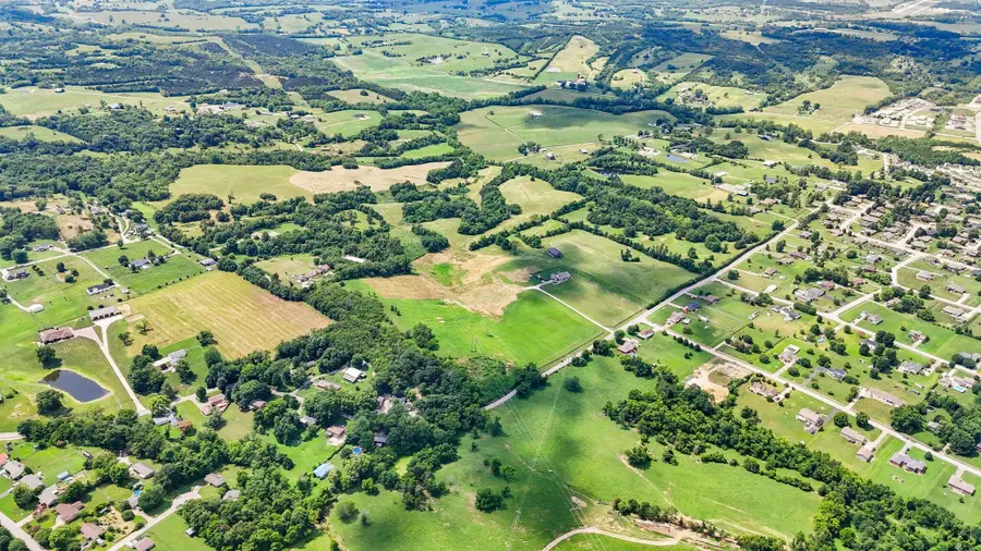 465 Opossum Kingdom Road, Berea, KY 40403 - Image #2