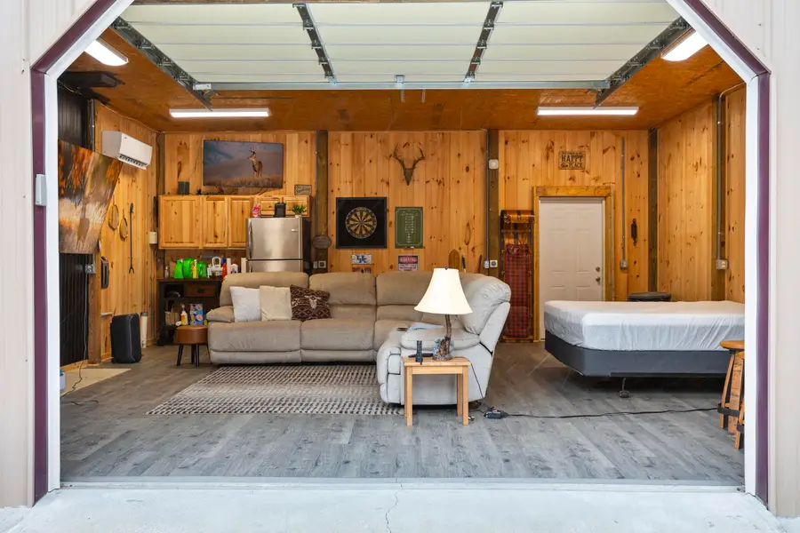 216 Hatton Holler, Campton, KY 41301 - Image #2