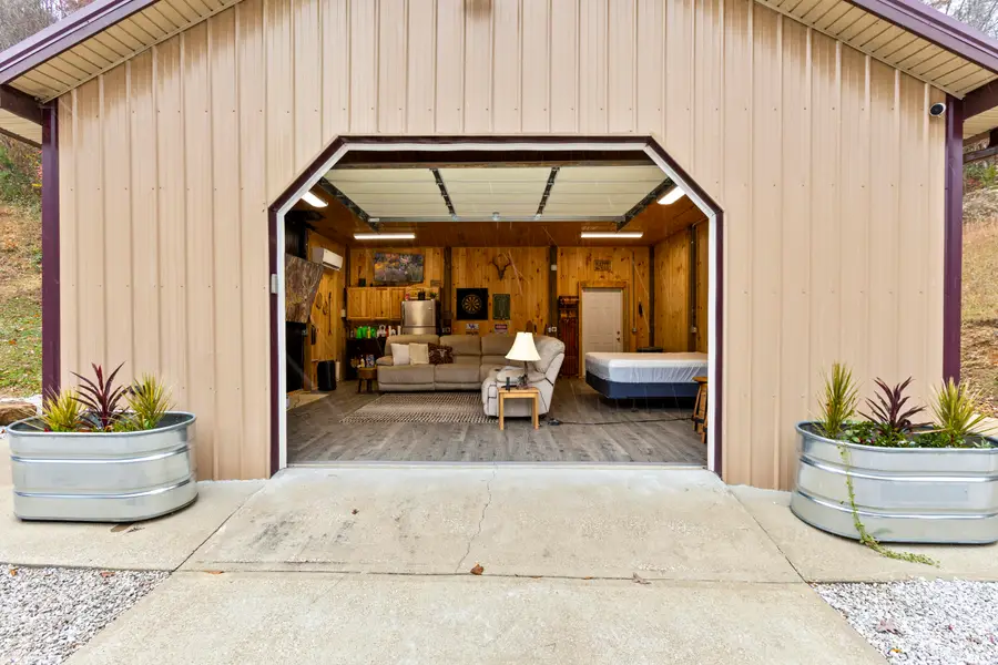 216 Hatton Holler, Campton, KY 41301 - Image #3