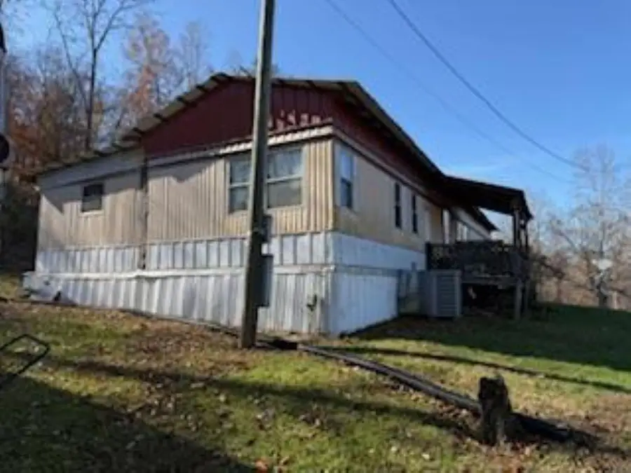 345 S Burke Road, Monticello, KY 42633 - Image #2