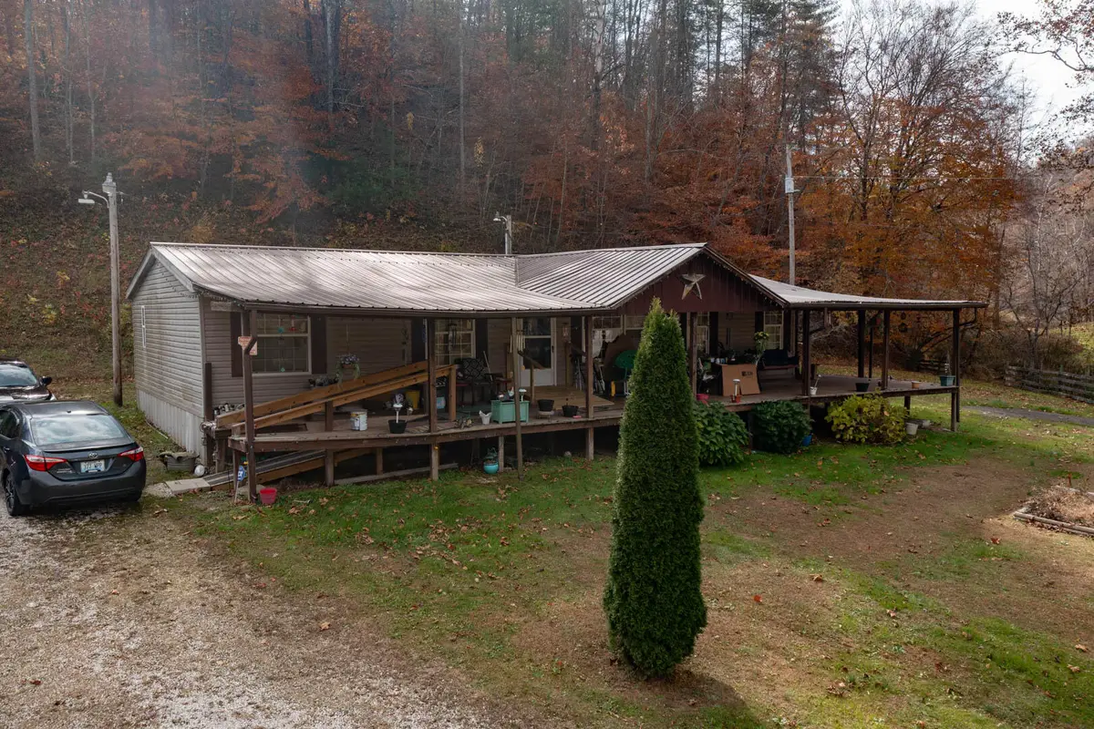 635 Shockey Fork Road, Campton, KY 41301 - Image #1