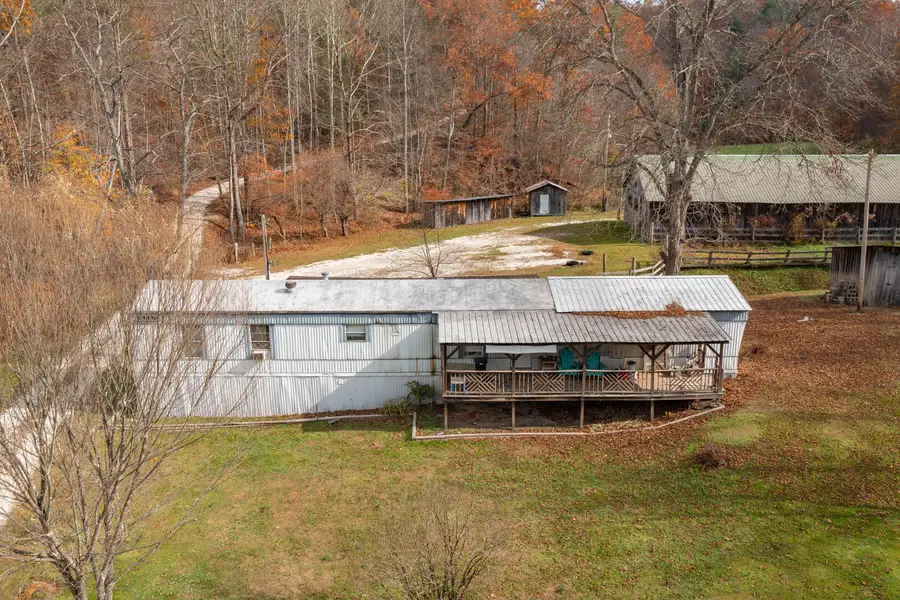 635 Shockey Fork Road, Campton, KY 41301 - Image #3