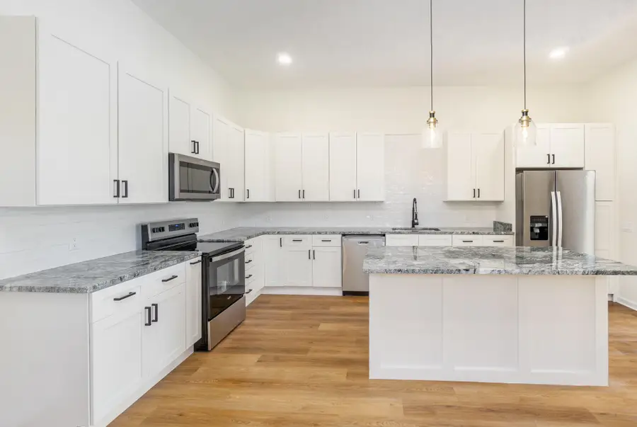 218 Danville Street, Lancaster, KY 40444 - Image #3