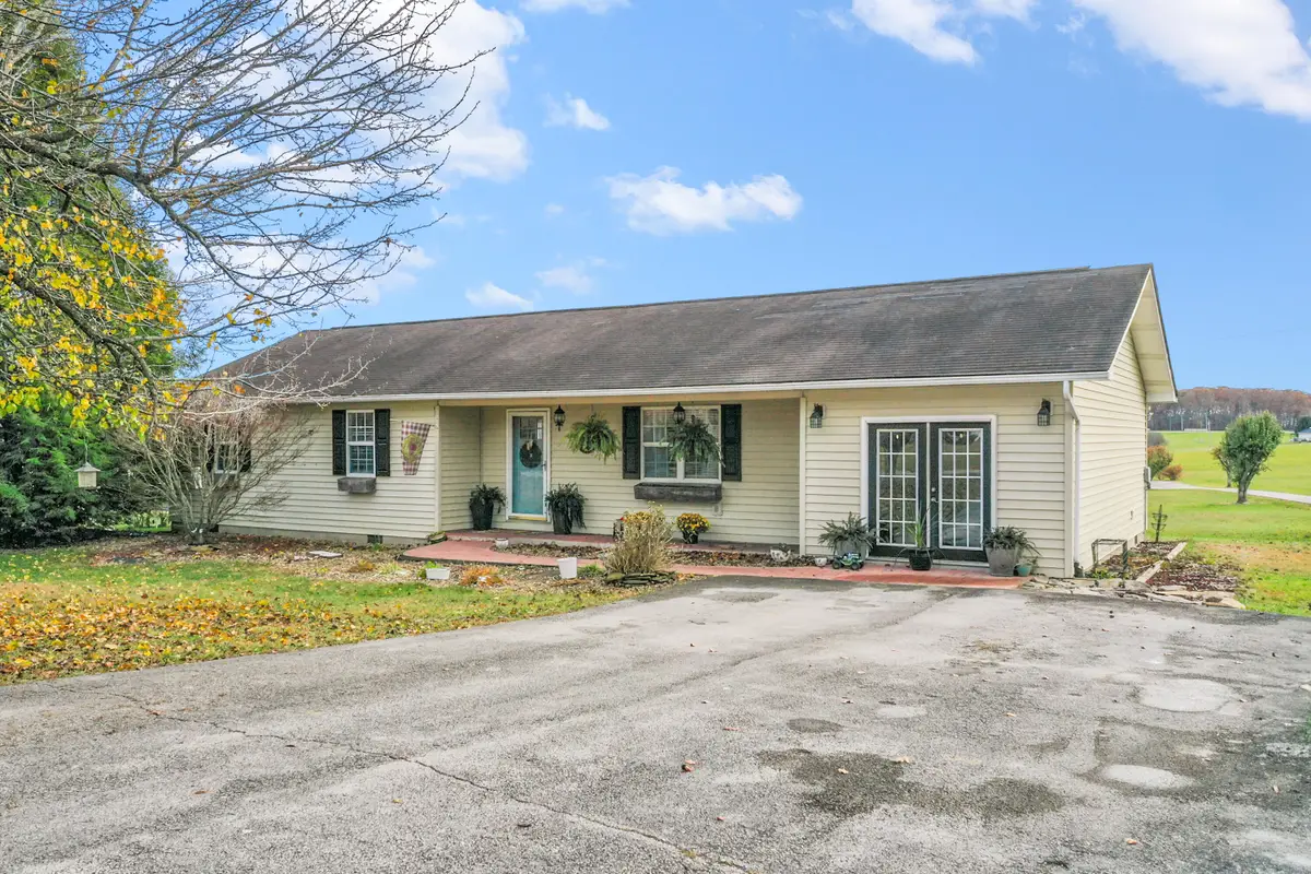 270 Peters Road, McKee, KY 40447 - Image #1