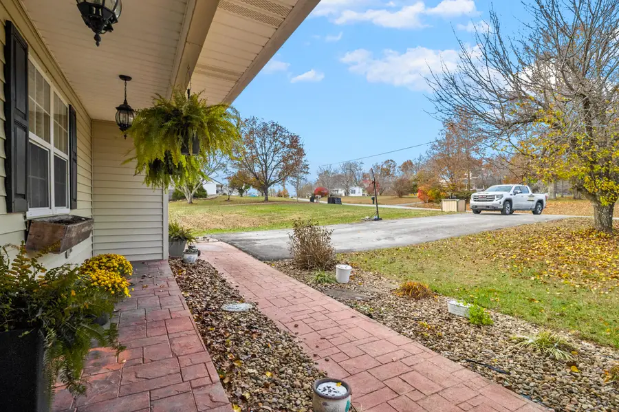 270 Peters Road, McKee, KY 40447 - Image #2