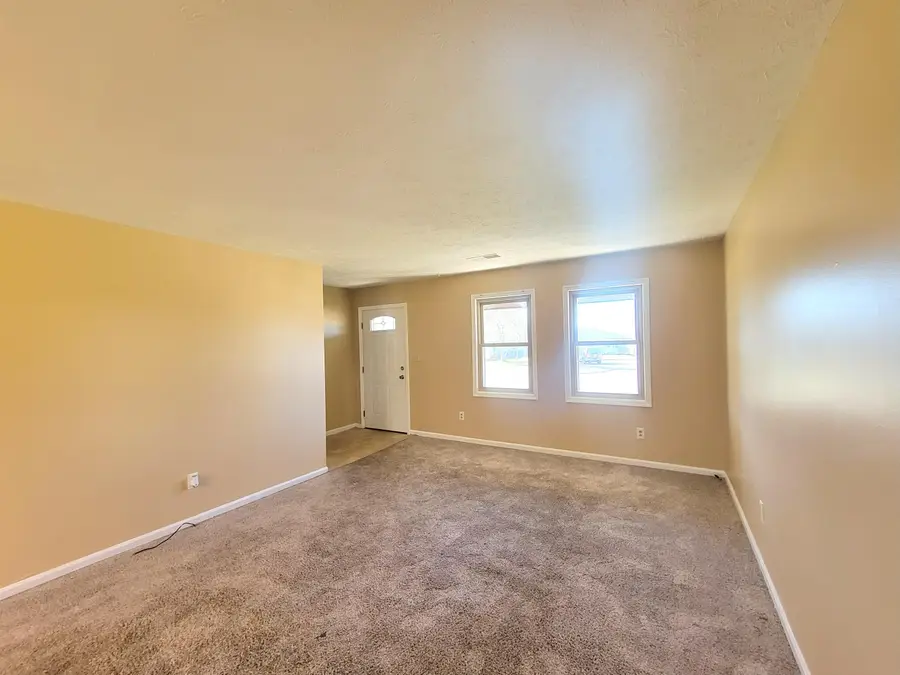 125 Schenkelwood Drive, Frankfort, KY 40601 - Image #2