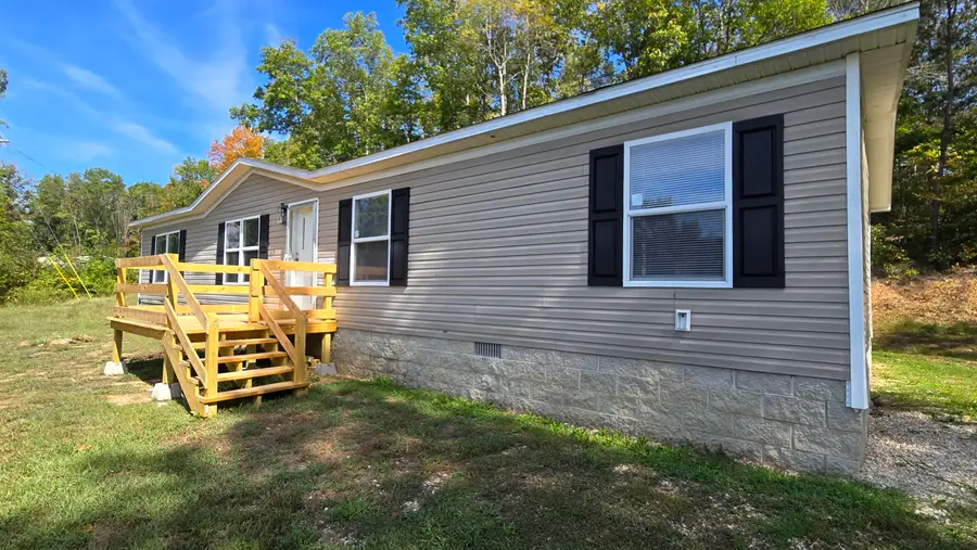 305 Spring Hill Drive, Grayson, KY 41143 - #2