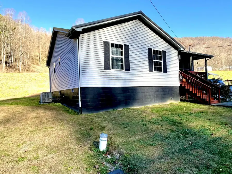 125 Fordson Camp Road, Wallins Creek, KY 40873 - Image #3