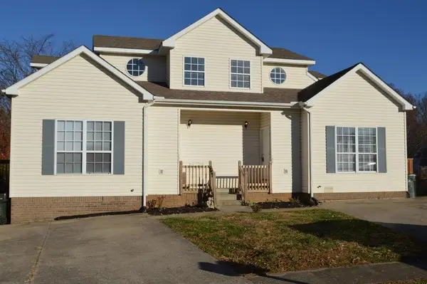 109-111 Stratford Court, Georgetown, KY 40324