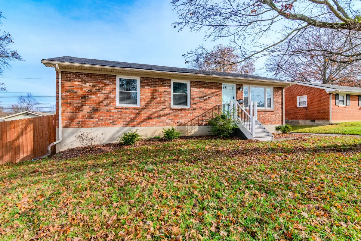 3668 King Arthur Drive, Lexington, KY 40517 - Image #1