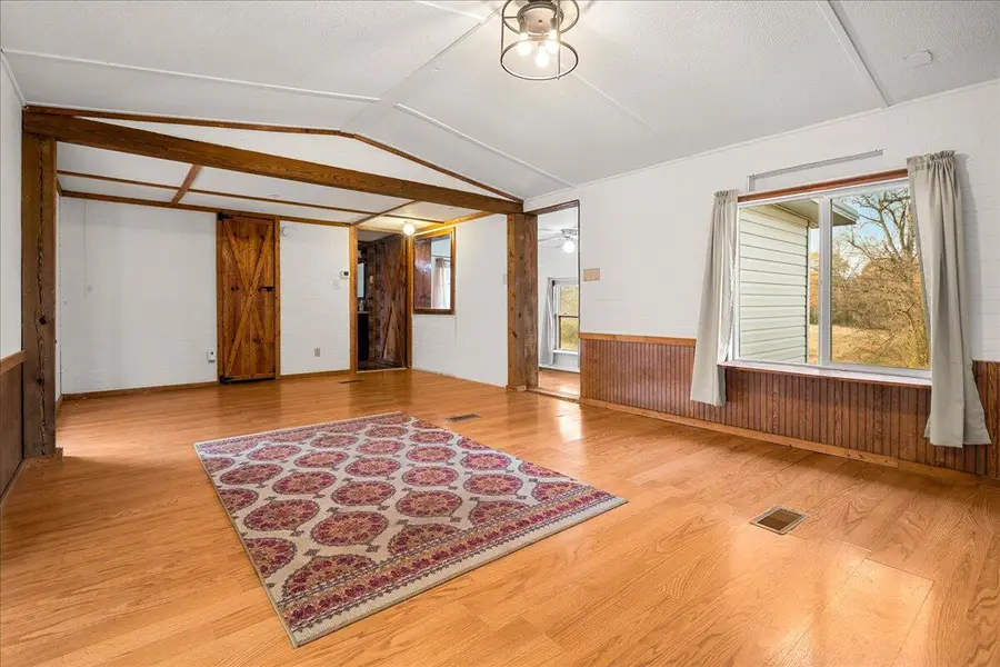 97 Circle Lane, Burnside, KY 42519 - Image #3