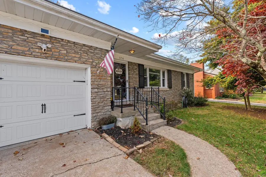 574 Sheridan Drive, Lexington, KY 40503 - Image #3