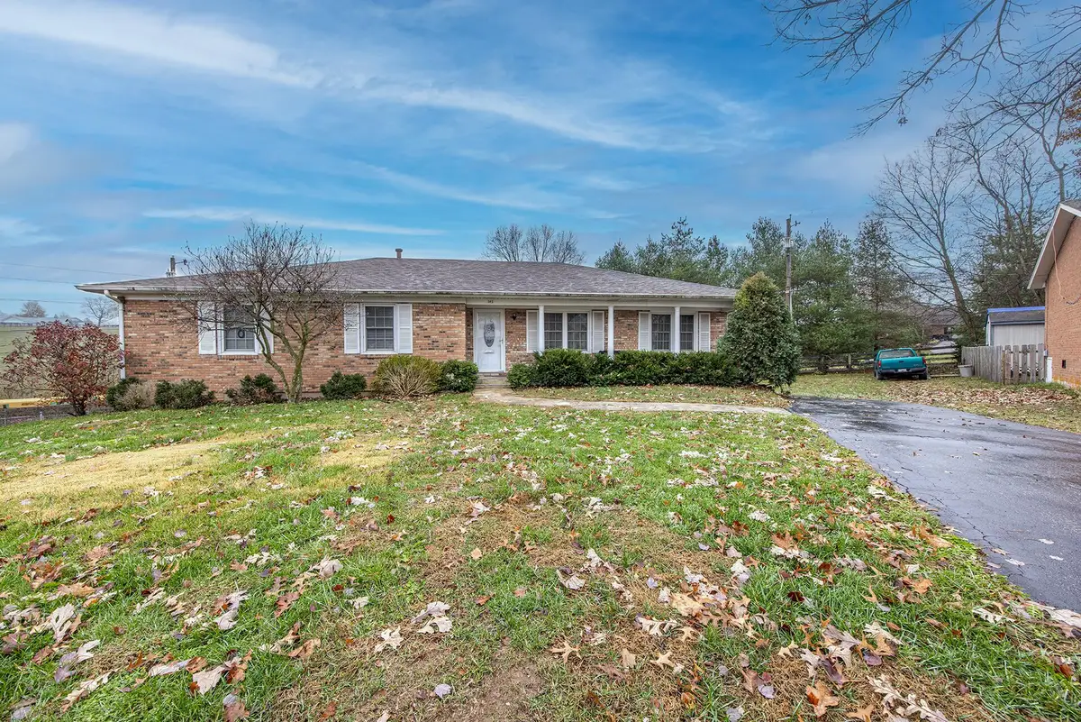 145 Woodmont Drive, Paris, KY 40361 - Image #1