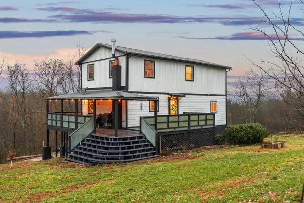 6504 Combs Ferry Road, Winchester, KY 40391