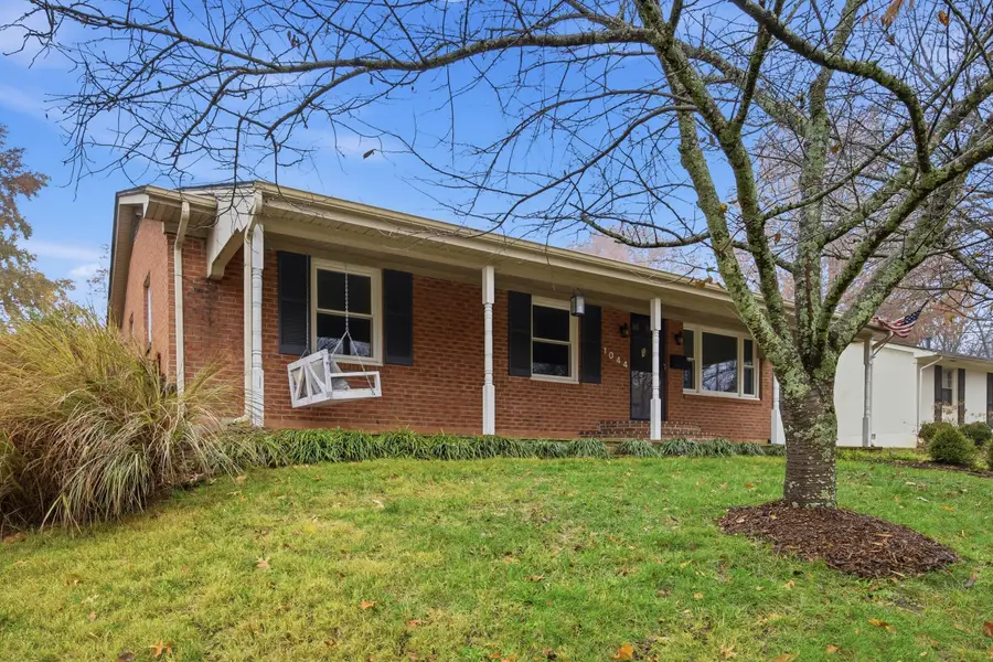 1044 Elmendorf Drive, Lexington, KY 40517 - Image #3