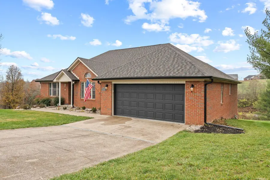 3032 Woodfield Circle, Richmond, KY 40475 - Image #2
