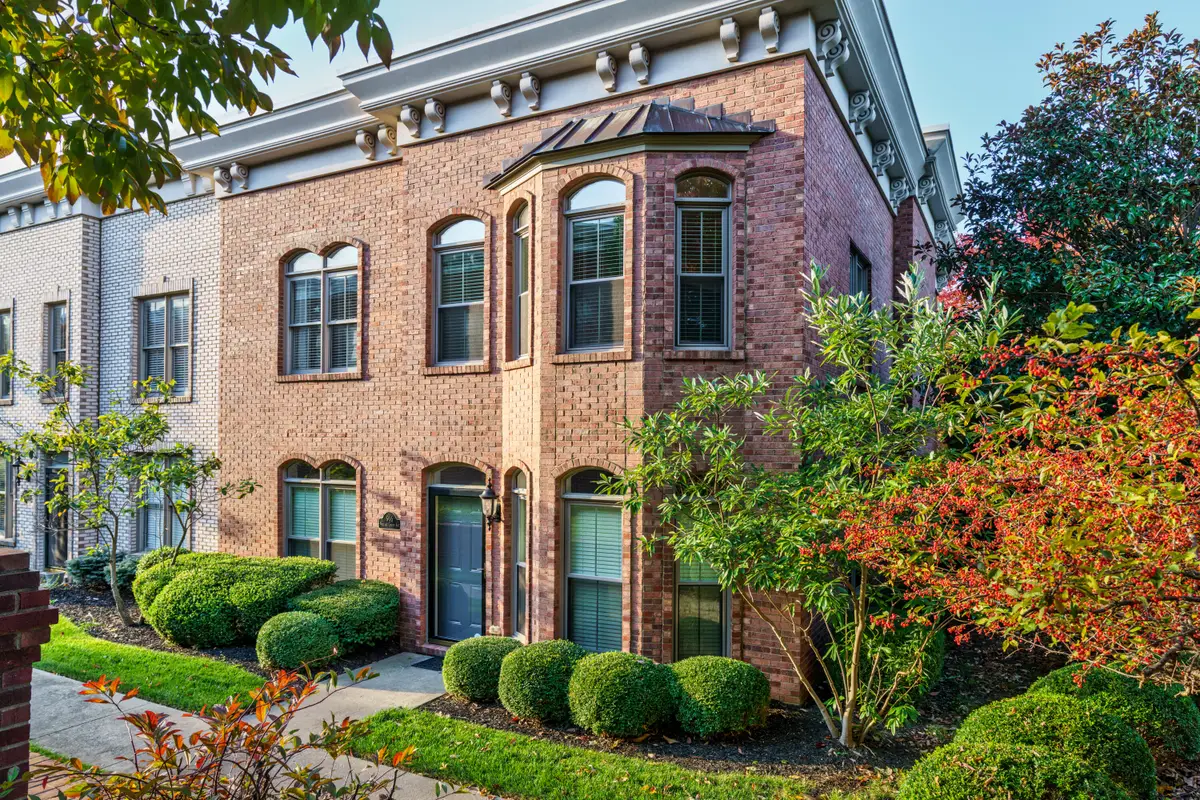 916 Village Green Avenue, Lexington, KY 40509 - Image #1