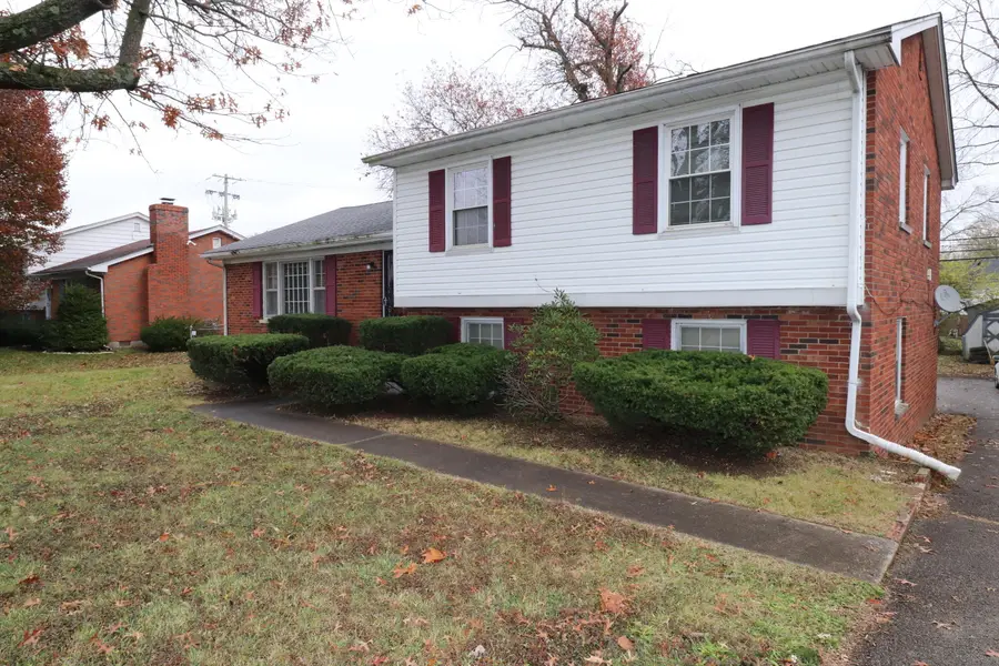 1860 Russell Cave Road, Lexington, KY 40505 - Image #3