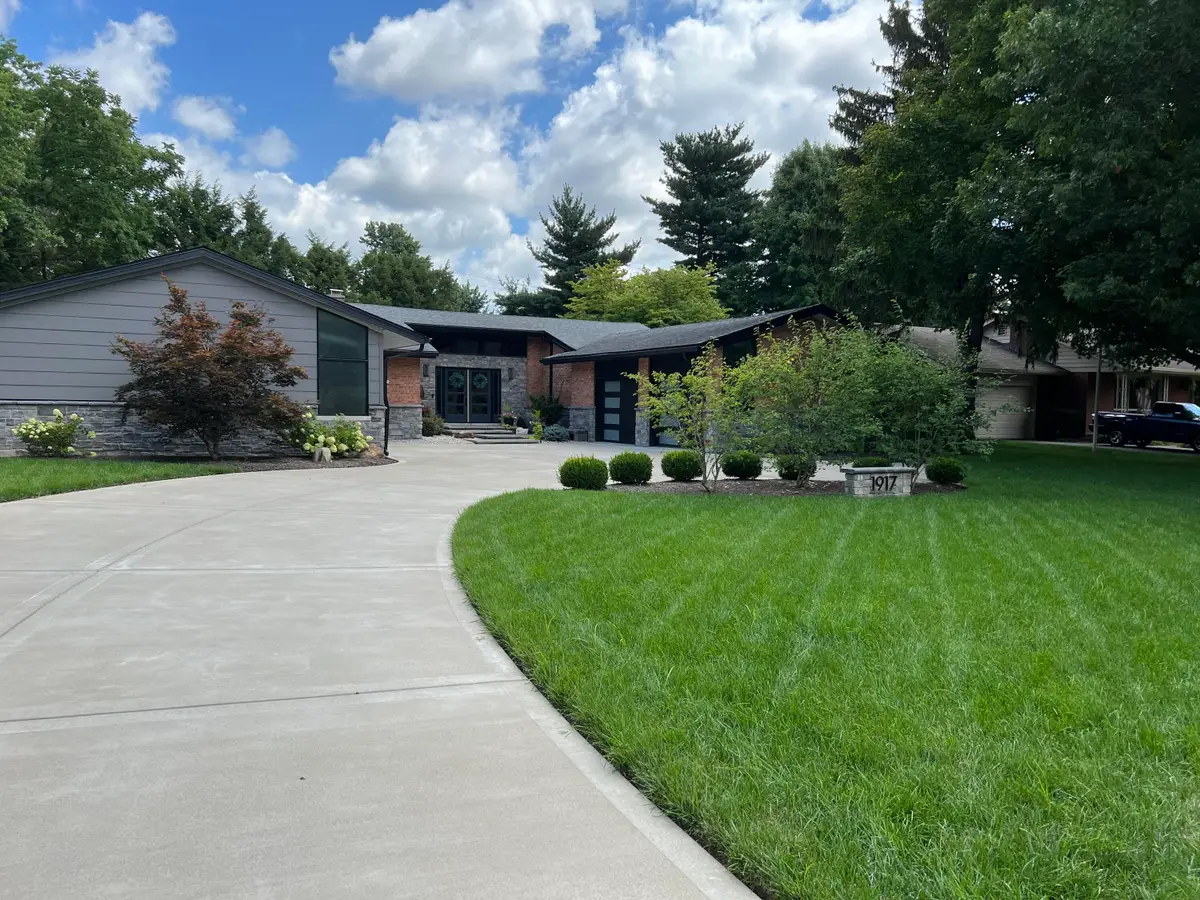 1917 Hart Road, Lexington, KY 40502 - Image #1