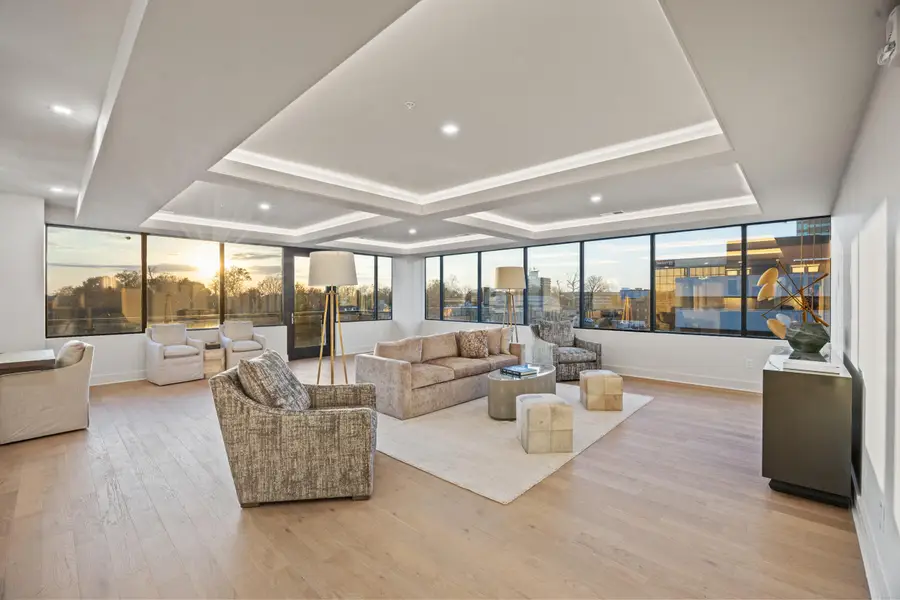 106 W Vine #705, Lexington, KY 40507 - Image #2