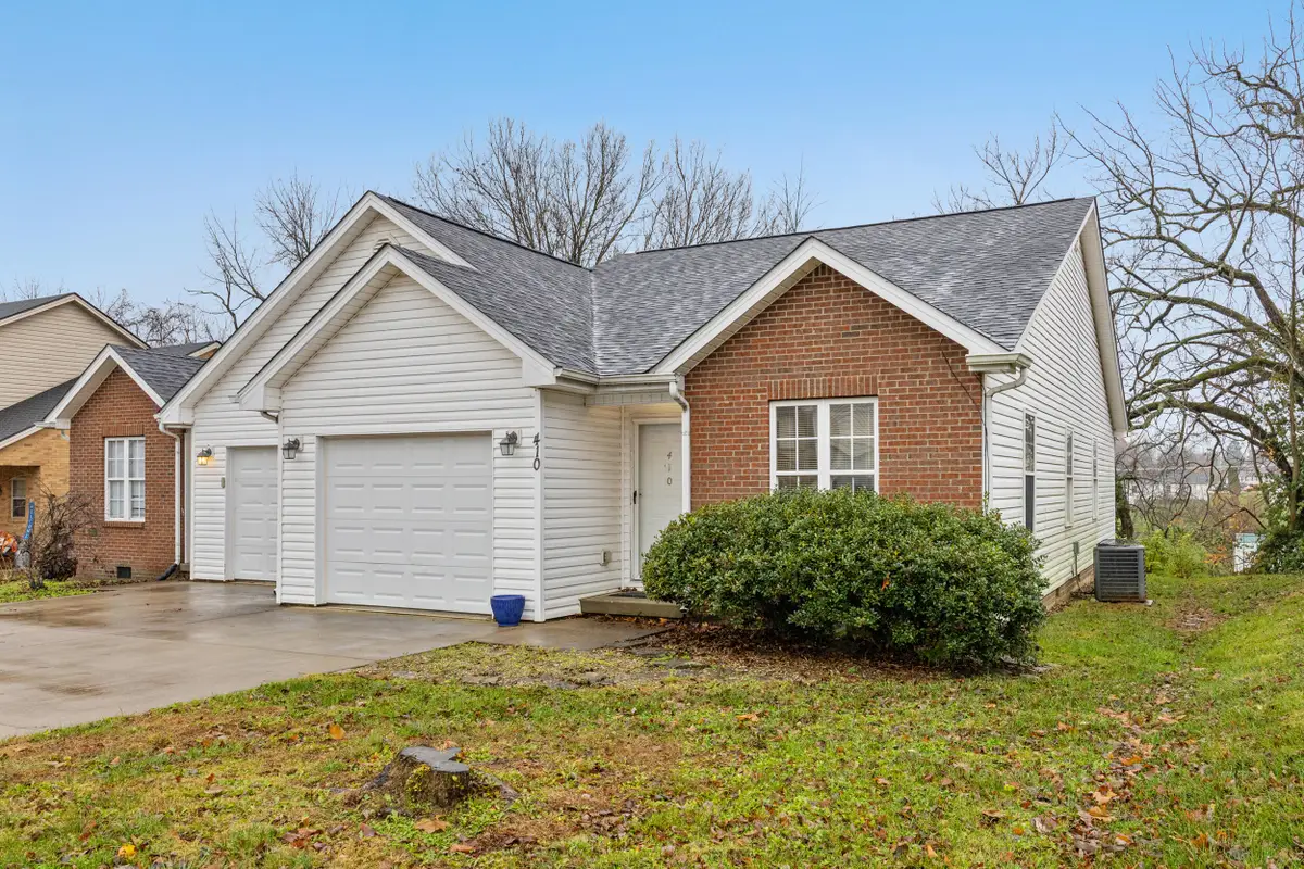 408-410 Hamlett West Drive, Mount Sterling, KY 40353 - Image #1