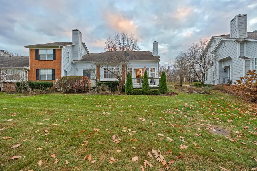 1052 Griffin Gate Drive, Lexington, KY 40511 - Image #2