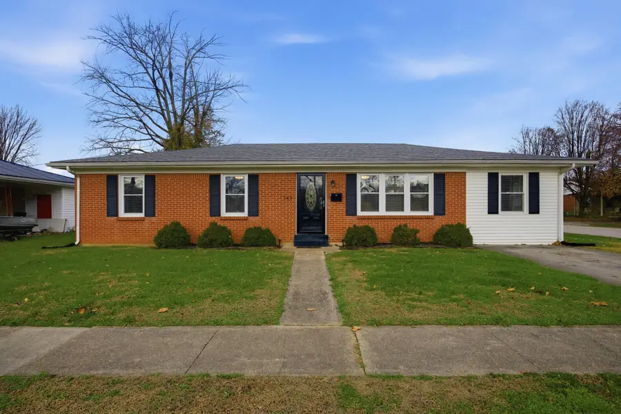 743 Greenbriar Drive, Harrodsburg, KY 40330 - Image #2