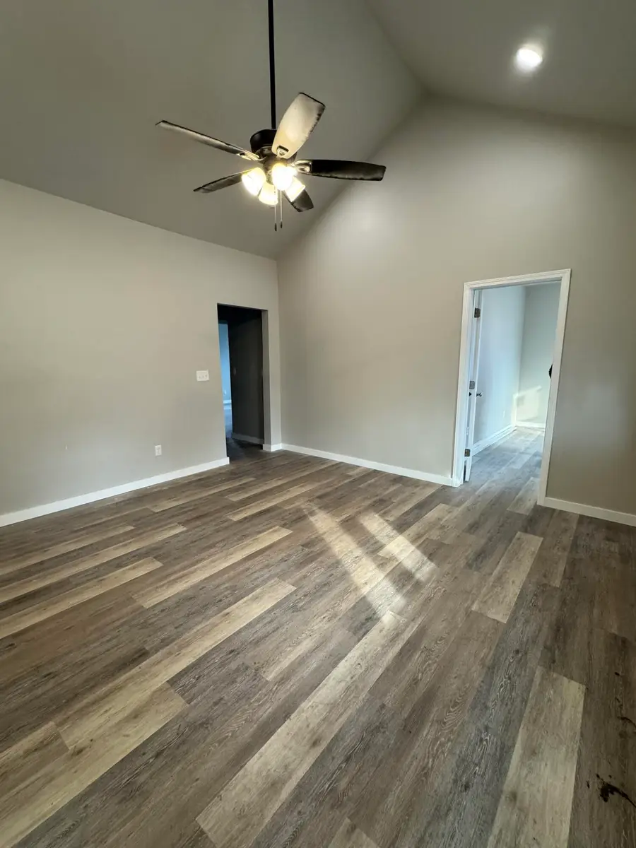 111 E College Street, Georgetown, KY 40324 - Image #3