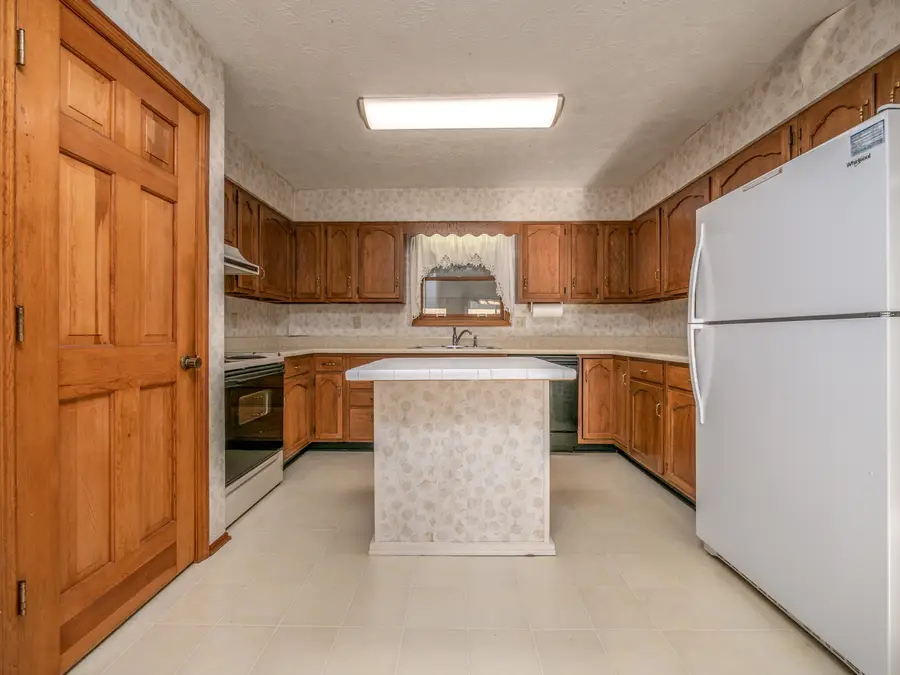 21832 W Us. Hwy 60, Olive Hill, KY 41164 - Image #3