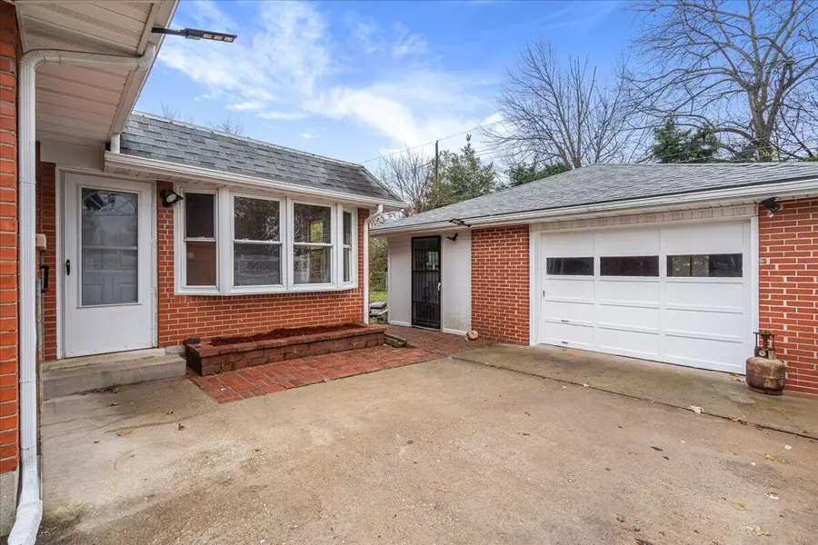 1660 Brittany Lane, Lexington, KY 40504 - Image #3