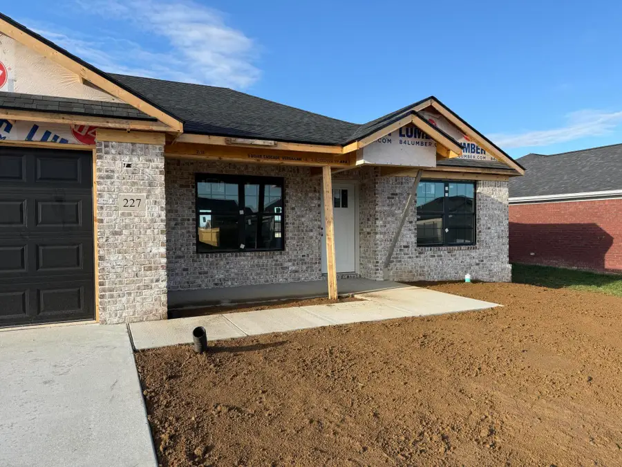 227 Brook Cove, Berea, KY 40403 - Image #2