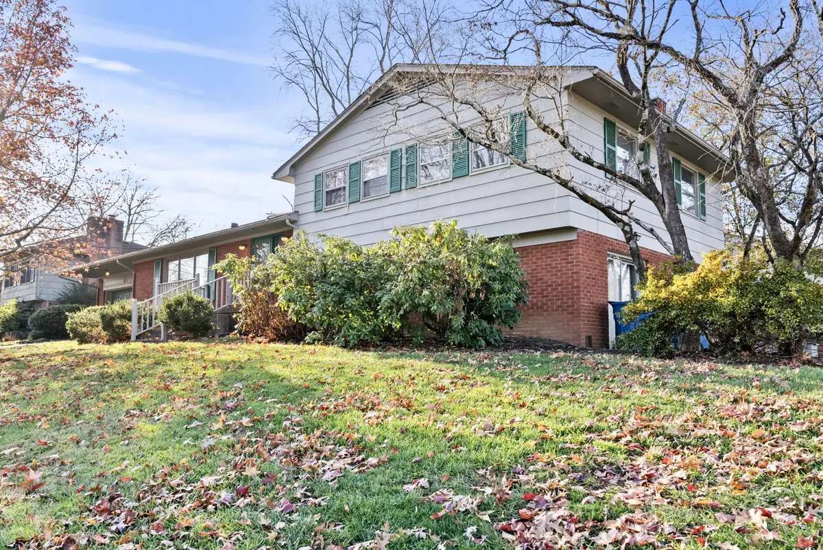 3401 Farmington Road, Lexington, KY 40502 - Image #1