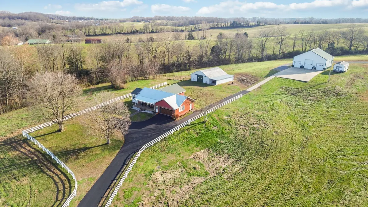145 Steve Coffee Road, Greensburg, KY 42743 - Image #1