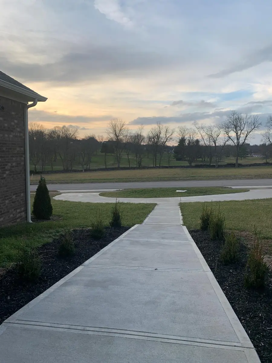 112    Retreat Road, Danville, KY 40422 - Image #2