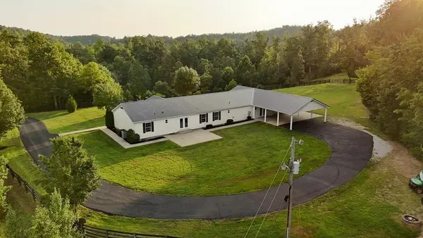 4 Grassy Hill Road, West Liberty, KY 41472