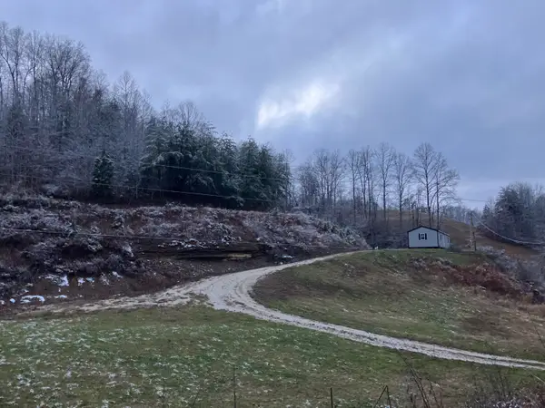 264 Sunshine Lane, West Liberty, KY 41472