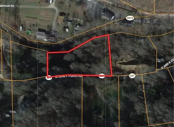 2663 Highway 221, Pineville, KY 40977