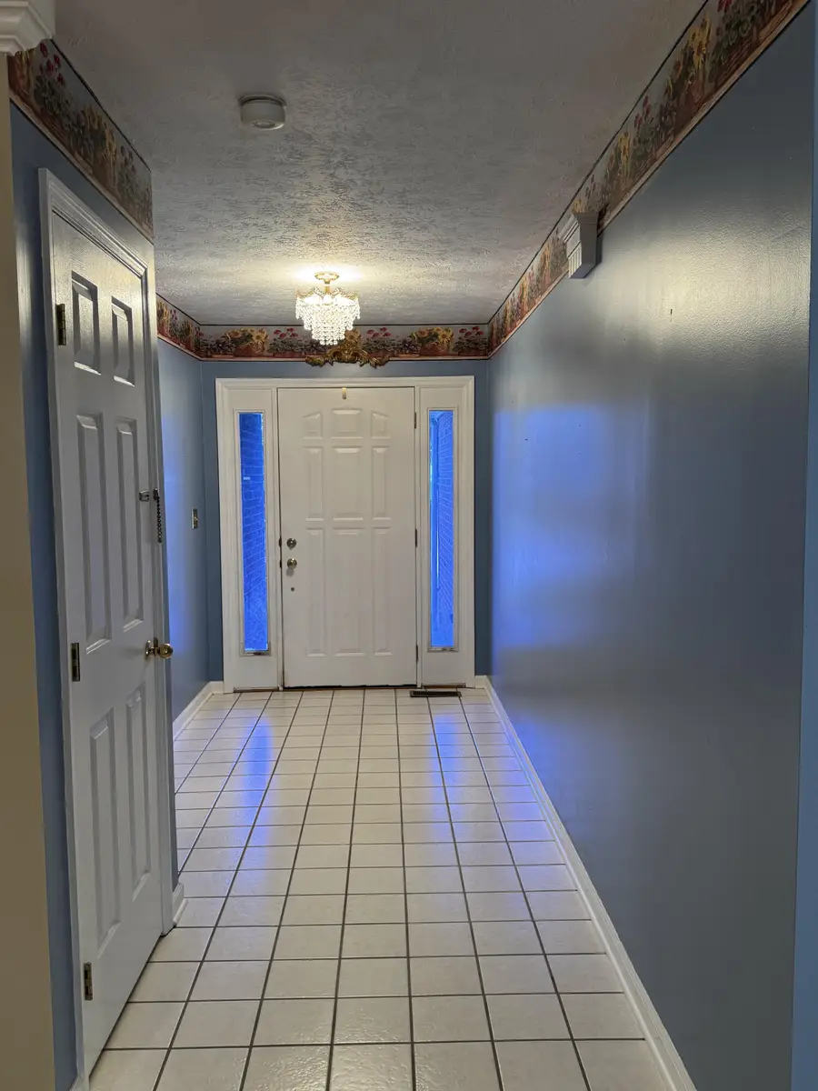 1054 Devane Lane, Frankfort, KY 40601 - Image #2