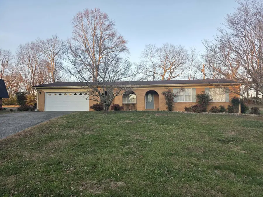 345 Plantation Avenue, Somerset, KY 42501 - Image #2