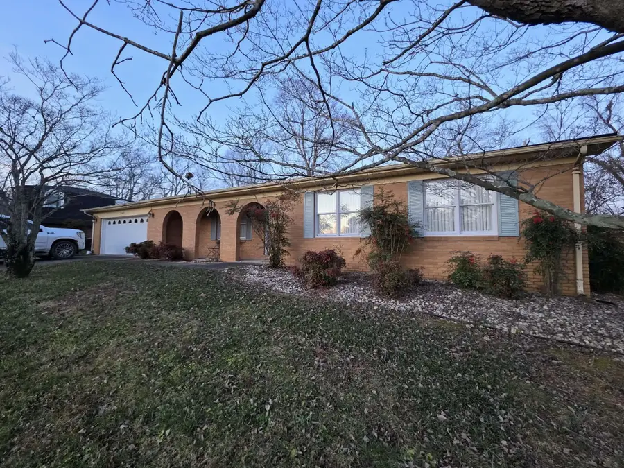 345 Plantation Avenue, Somerset, KY 42501 - Image #3