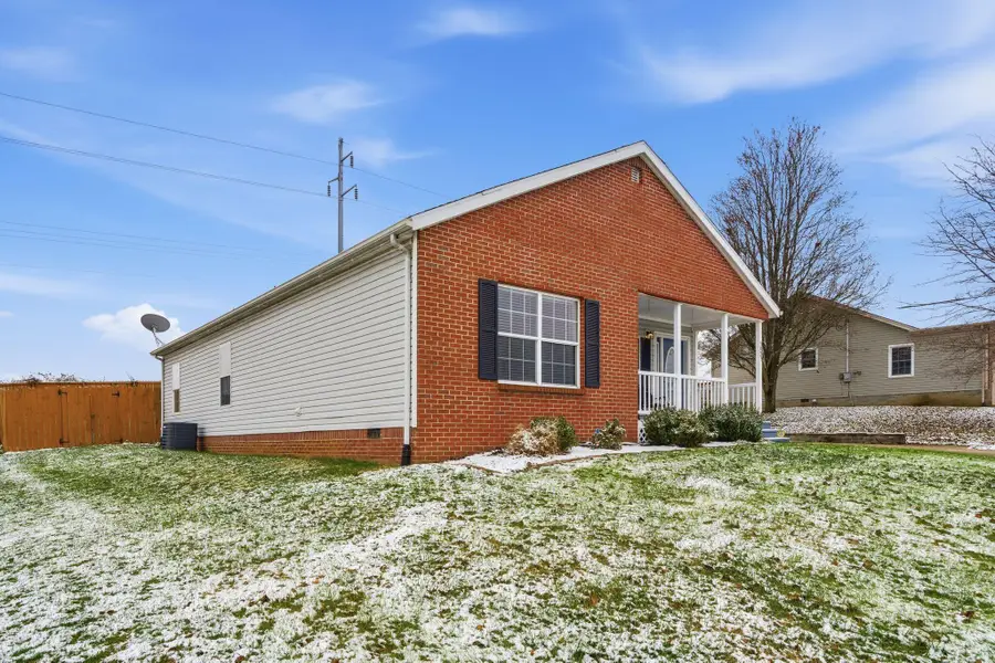 1027 Regency Road, Danville, KY 40422 - Image #2